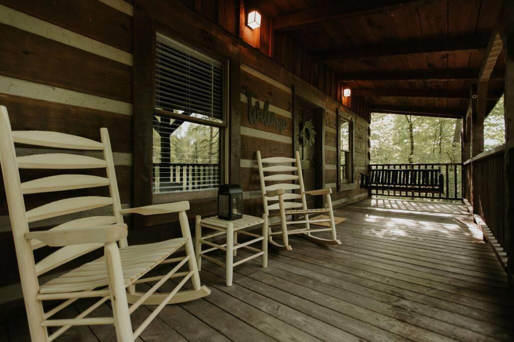 Southern Oak Cabin - Newly Remodeled - Close To All Attractions Sevierville Exterior foto