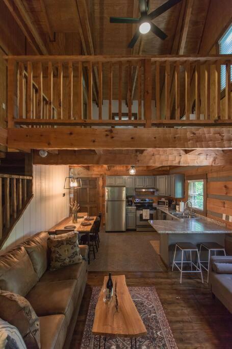 Southern Oak Cabin - Newly Remodeled - Close To All Attractions Sevierville Exterior foto
