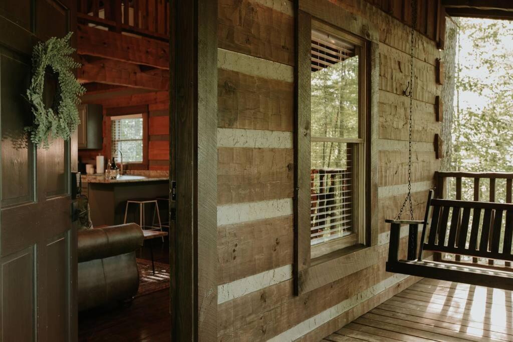 Southern Oak Cabin - Newly Remodeled - Close To All Attractions Sevierville Exterior foto